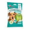 Packshot 204723 Dentastar Crosses Mini 110 g — sólo na bílém, 2k 1:1. Maketa z Heliosu se samolepkou. Natočení převzato ze schváleného packshotu se surovinou (9953e69b) a sesterského 204736 (547b51da) — řada Masíčka. První dvojice zamítnuta (špatně otočená). Vybrána v1 ze 2.