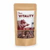 Packshot Divočák jerky 176168 na bílém – natočení převzaté z AI packshotu 176169 (0e7f9849). Etiketa z e-shop fotky (maketa v Heliosu chybí).