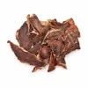 Solo surovina Jelen jerky 176167 – úsušek, 1–2 kusy na bílém. Reference: e-shop fotka pozice 4 (v Heliosu chybí štítek Surovina).